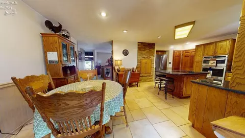 66 Hillcrest Dr, Willard, OH 44890 photo 13