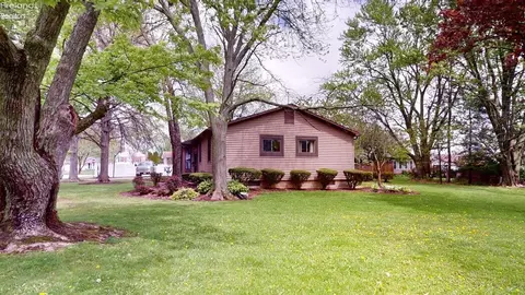66 Hillcrest Dr, Willard, OH 44890 photo 4