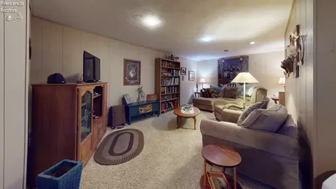 66 Hillcrest Dr, Willard, OH 44890 photo 30