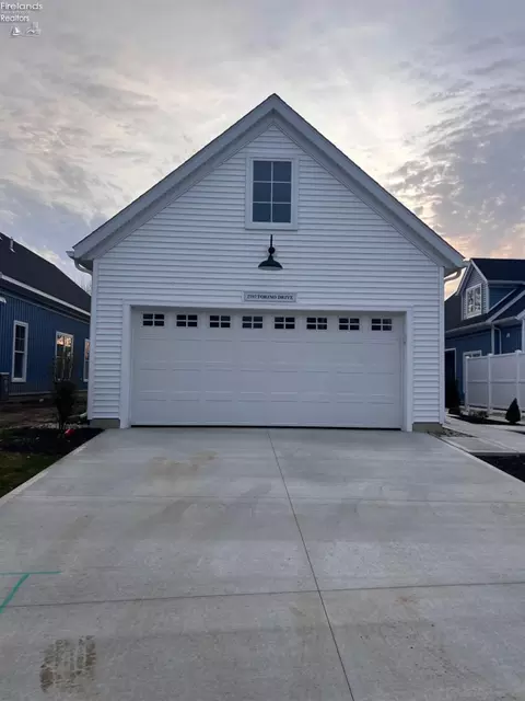 2392 Tornio Dr, Port Clinton, OH 43452