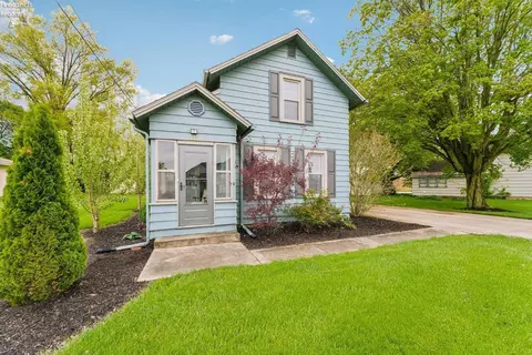 515 Berlin Rd, Huron, OH 44839