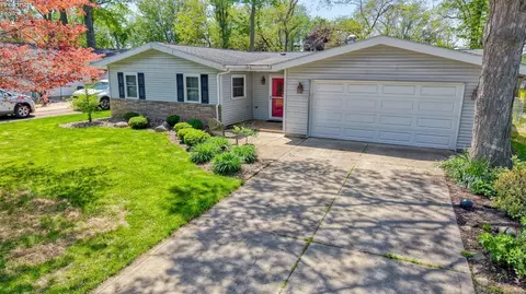 3815 Scottley Dr, Sandusky, OH 44870