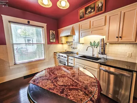 133 E Forest St, Clyde, OH 43410 photo 18