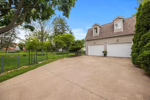 133 E Forest St, Clyde, OH 43410 photo 38
