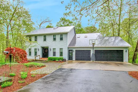 914 Wood Glen Ct, Norwalk, OH 44857