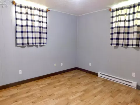 Bedroom - 10208 River Rd, Huron, OH 44839 photo 6 of 7