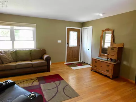 Entry Way - 10208 River Rd, Huron, OH 44839 photo 1 of 1