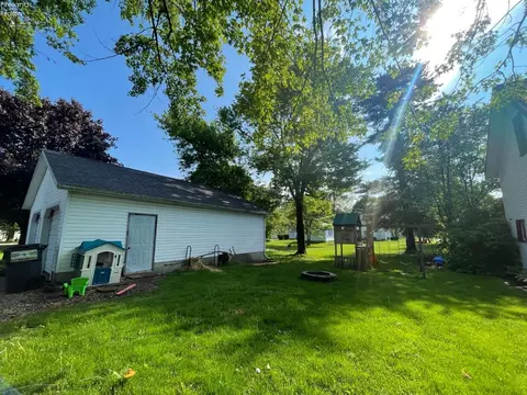 Exterior - 34 Fulton St, Monroeville, OH 44847 photo 3 of 4