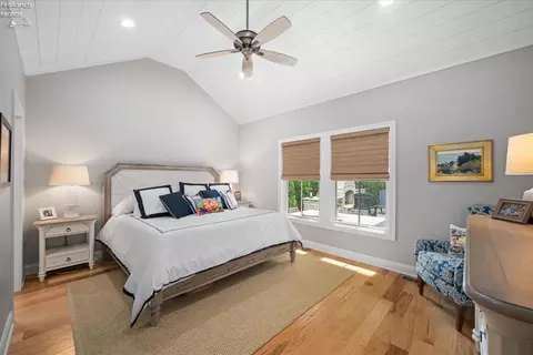 Bedroom - 910 E 3rd St, Lakeside, OH 43440 photo 1 of 6