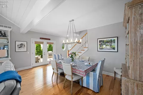 Dining - 910 E 3rd St, Lakeside, OH 43440 photo 2 of 3
