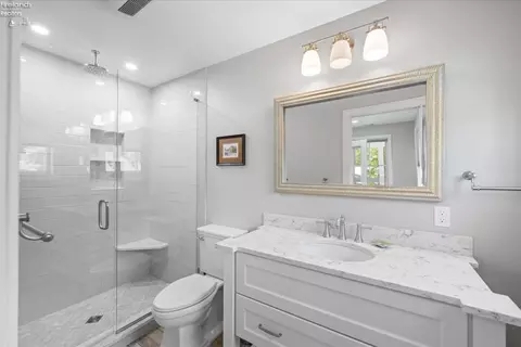 Bath - 910 E 3rd St, Lakeside, OH 43440 photo 8 of 8