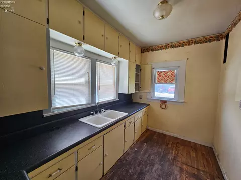 202 Duane St, Clyde, OH 43410 photo 20