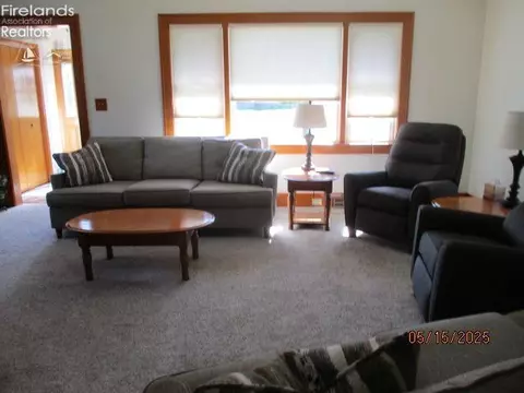 720 S Myrtle Ave, Willard, OH 44890 photo 11