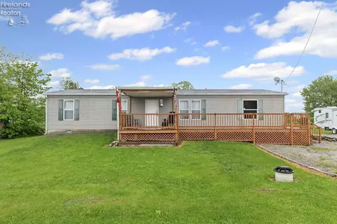 7727 Washington St, Flat Rock, OH 44828 photo 2