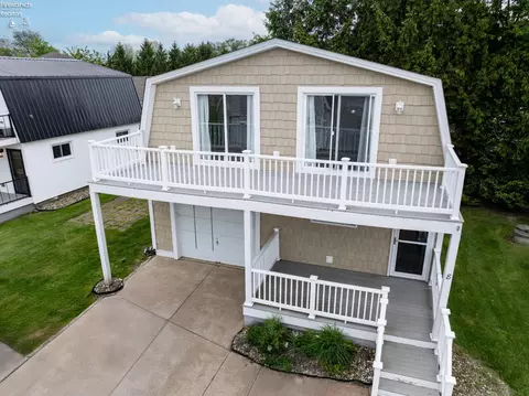 6039 E Harbor Rd #8, Marblehead, OH 43440