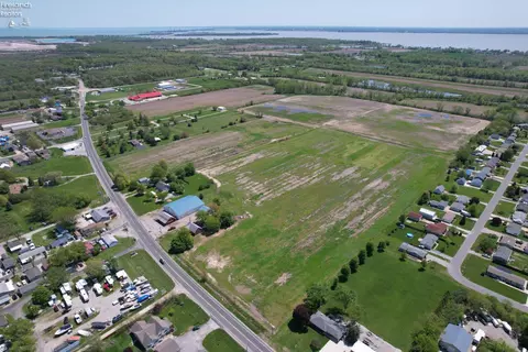 7522 E Harbor Rd, Marblehead, OH 43440 photo 16