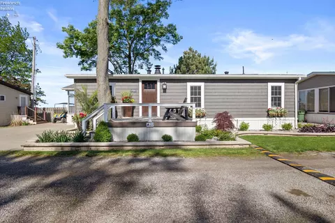8452 E Bayshore Rd #22, Marblehead, OH 43440
