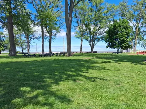 View/Area - 119 Michigan Ave, Huron, OH 44839 photo 1 of 1