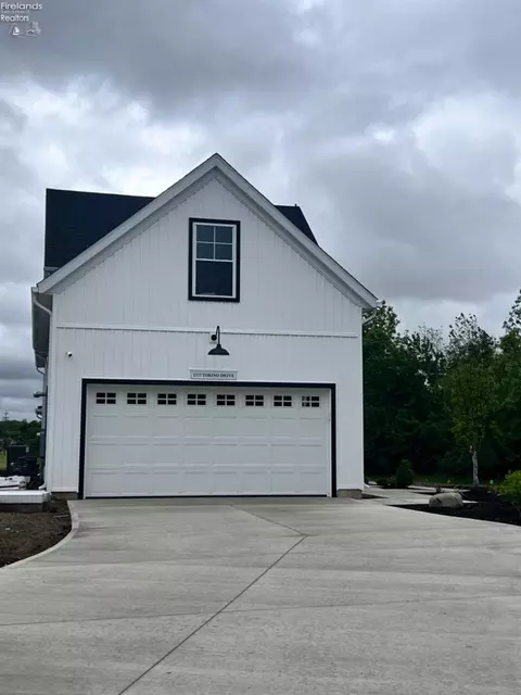 2372 Torino, Port Clinton, OH 43452
