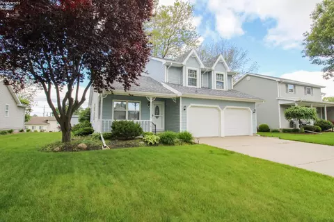 818 Bellaire, Bellevue, OH 44811
