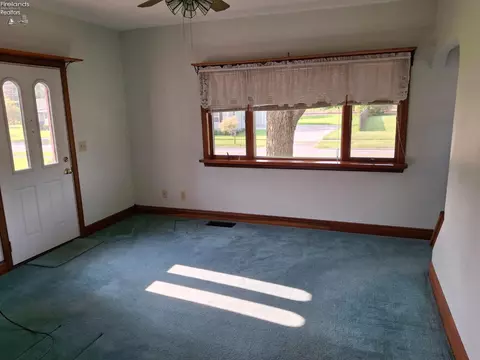 Living - 279 Monroe St, Monroeville, OH 44847 photo 2 of 2