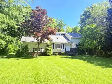 9343 E Bayshore Rd, Marblehead, OH 43440