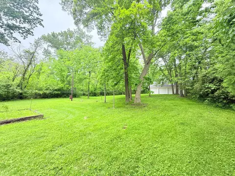 Exterior - 9343 E Bayshore Rd, Marblehead, OH 43440 photo 9 of 16