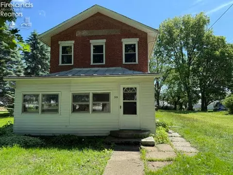 30 Ridge St, Monroeville, OH 44847 photo 2