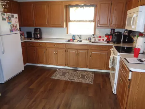 Kitchen - 286 Portage, Willard, OH 44890 photo 1 of 1