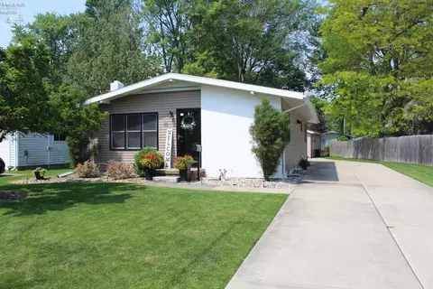 86 Eastwood Dr, Norwalk, OH 44857
