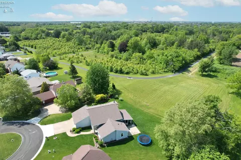 View/Area - 505 E Stoneplace Dr, Sandusky, OH 44870 photo 5 of 6