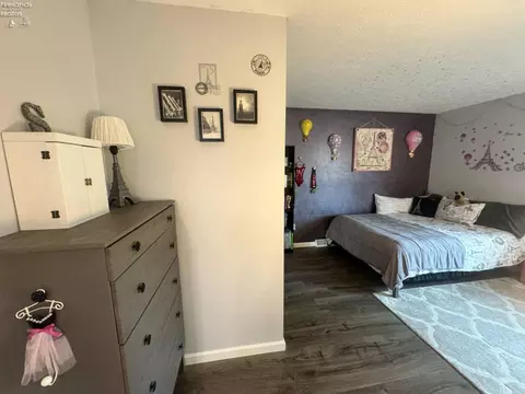 Bedroom - 505 E Stoneplace Dr, Sandusky, OH 44870 photo 8 of 15