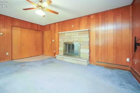 642 W Maple St, Clyde, OH 43410 photo 32