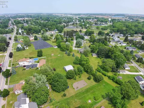 642 W Maple St, Clyde, OH 43410 photo 17