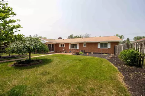 642 W Maple St, Clyde, OH 43410 photo 6