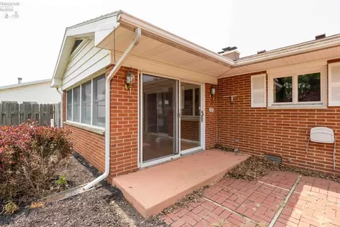 642 W Maple St, Clyde, OH 43410 photo 4