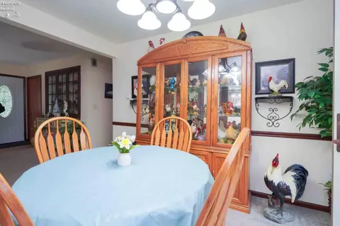 Dining - 51 Townsend St, Wakeman, OH 44889 photo 1 of 2