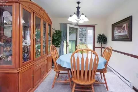 Dining - 51 Townsend St, Wakeman, OH 44889 photo 2 of 2