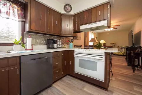 Kitchen - 51 Townsend St, Wakeman, OH 44889 photo 3 of 4