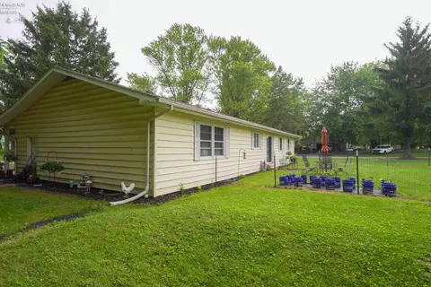 Exterior - 51 Townsend St, Wakeman, OH 44889 photo 9 of 12