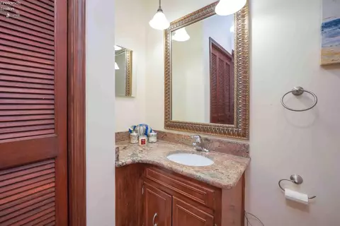 Bath - 51 Townsend St, Wakeman, OH 44889 photo 3 of 3