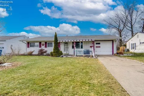Other - 3908 Clinton Ave, Lorain, OH 44055 photo 2 of 5