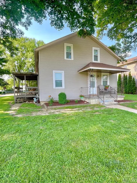 144 Union St, Tiffin, OH 44883