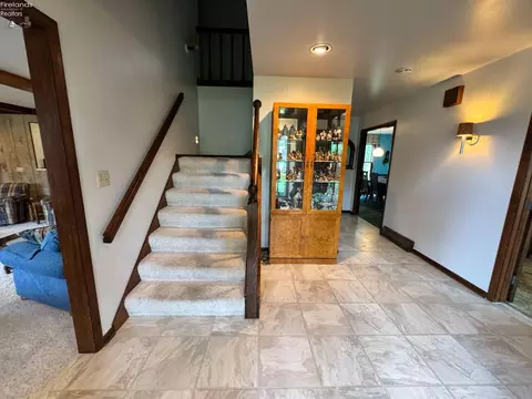 Entry Way - 3202 Stoneway E Dr, Sandusky, OH 44870 photo 1 of 5