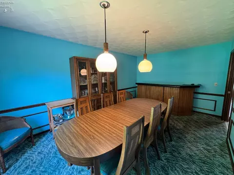 Dining - 3202 Stoneway E Dr, Sandusky, OH 44870 photo 2 of 8
