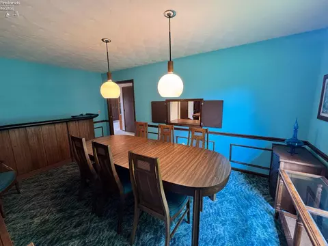 Dining - 3202 Stoneway E Dr, Sandusky, OH 44870 photo 5 of 8