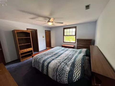 Bedroom - 3202 Stoneway E Dr, Sandusky, OH 44870 photo 3 of 10