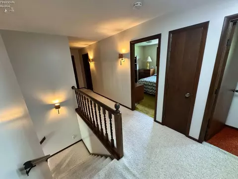 Entry Way - 3202 Stoneway E Dr, Sandusky, OH 44870 photo 4 of 5