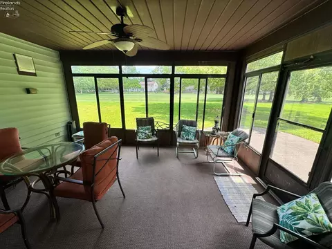 Exterior - 3202 Stoneway E Dr, Sandusky, OH 44870 photo 3 of 9