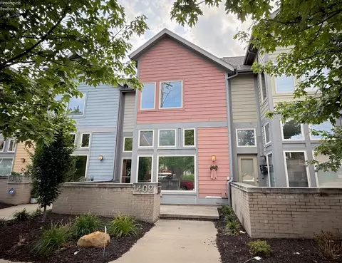 1402 Newman Ave, Lakewood, OH 44107